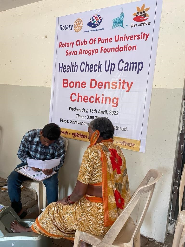 Bone density checking at the health camp with Seva Arogya Foundation, Kothrud, 13 April 2022